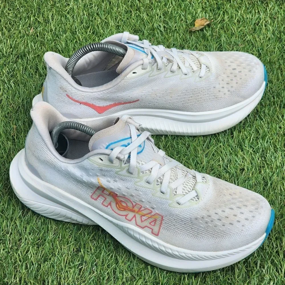 HOKA MACH 6 - Womens Sneakers - SIZE 9B